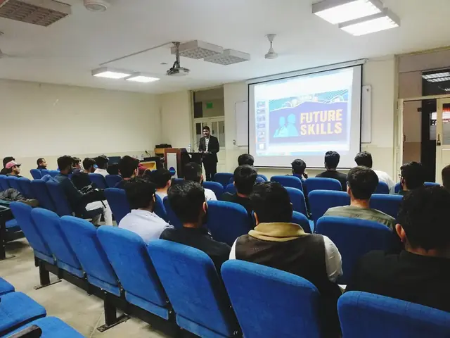 Usman Saeed delivering the Future Skills digital marketing session in a COMSATS Lahore lecture hall