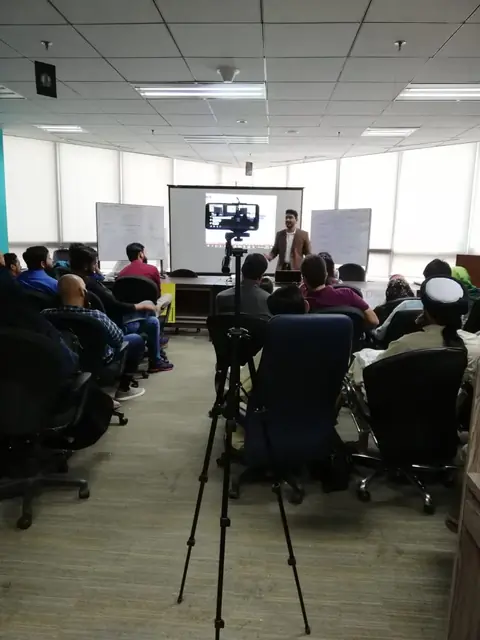 Usman Saeed a recorded digital marketing session at PNY Trainings, Arfa Tower, Lahore